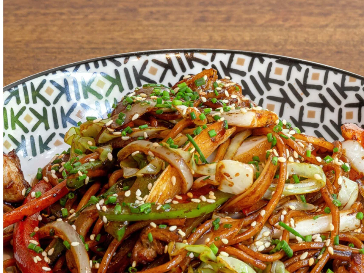 Tallarines al wok